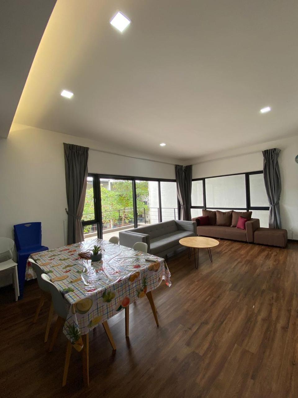 Rts - Roxy Townhouse Sematan - Private - Upper Unit Βίλα Εξωτερικό φωτογραφία